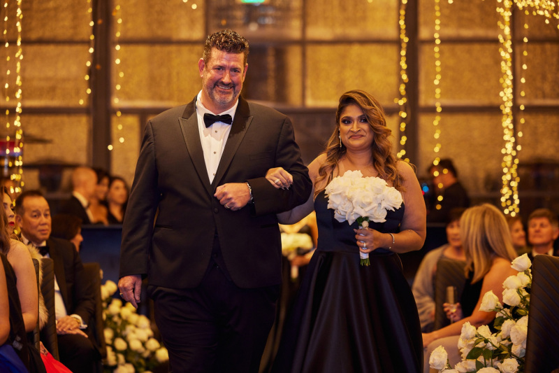 7DC37438-F363-4717-992E-DD25B5876ABF