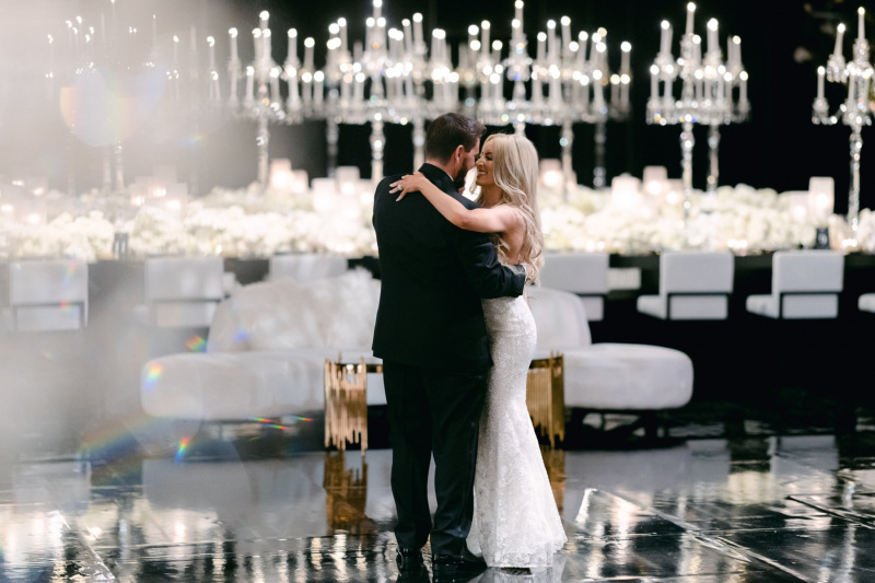 805178DB-CD34-4F94-8150-A1A6305B5EA2