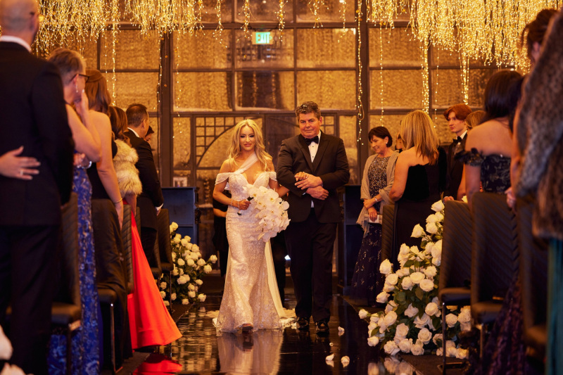 9AA6A9E1-30A7-45E5-B090-EAEC5D3D667C