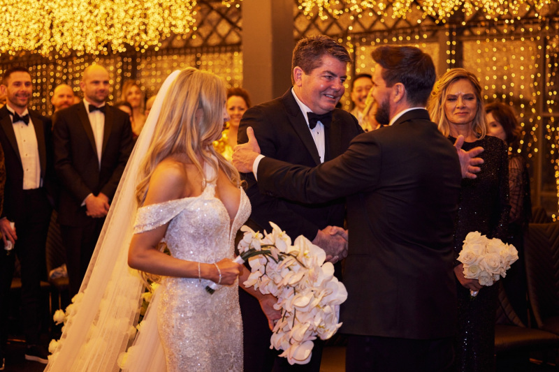 A898EB67-0A0A-4031-A55E-046B3598E76B