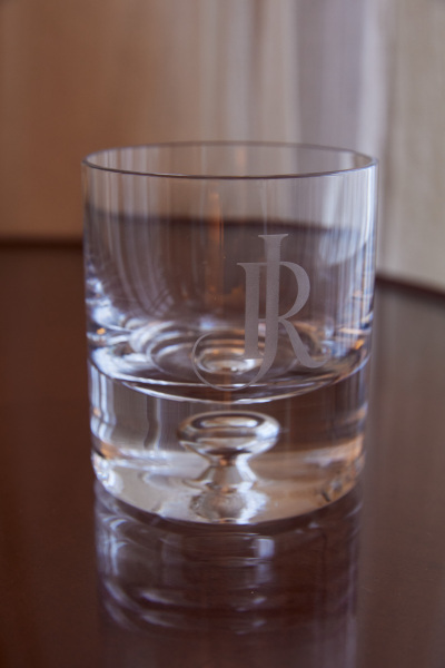 ADEB0489-A216-47A0-BADF-1C29C34183E0