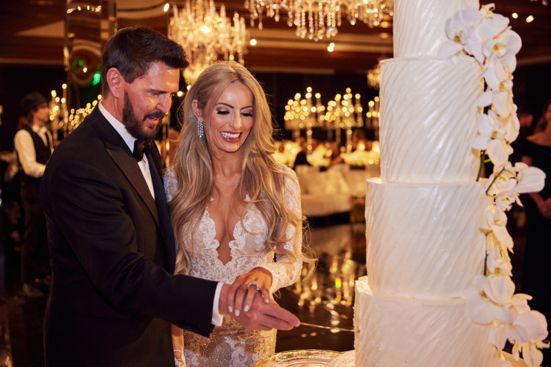 C7F305C5-A8DA-4579-9E5D-E1E039C81419