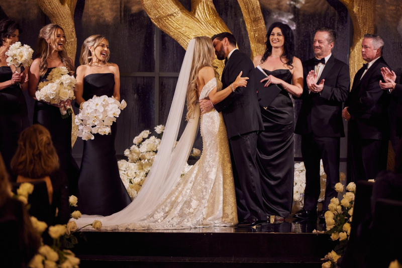 D2ACD939-C9B8-404D-B2EF-CD294456ECEB