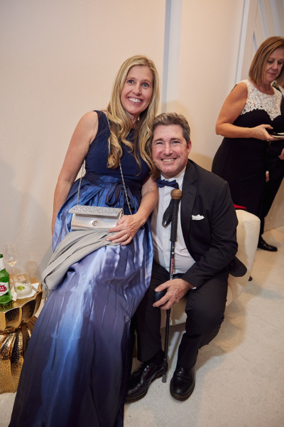 DFC43C74-30DC-4A1E-83C8-3E972410A341