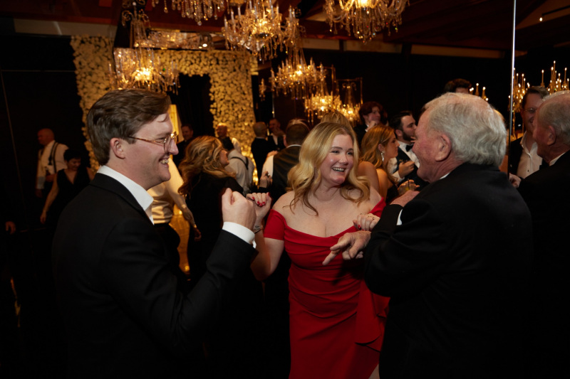 EC838F8B-F179-4D94-97B1-5B0F3A94E62F